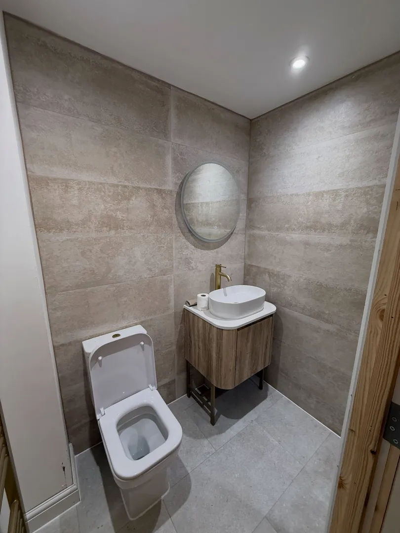 Evans Joinery and Construction - Lanarkshire Joiner Builder and luxury bathrooms Evans Joinery and Construction - Lanarkshire Joiner Builder and luxury bathrooms